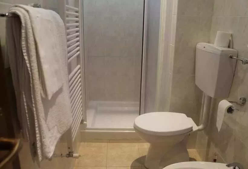 호텔 Albergo Vittoria