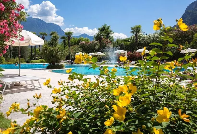 호텔 Astoria Resort