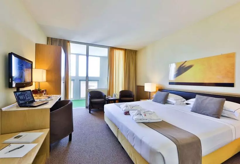 Best Western Plus Hotel Farnese