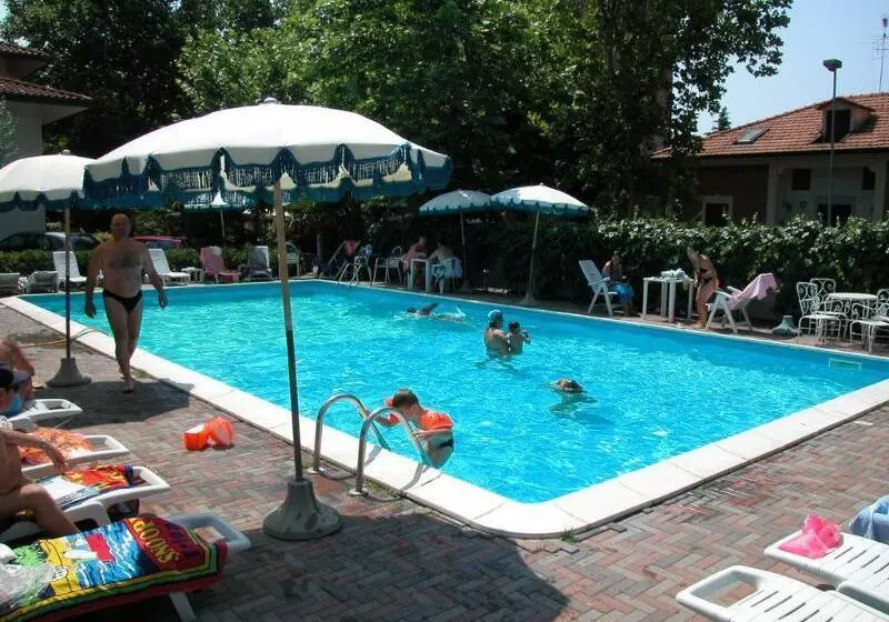 Dasamo Hotel   Dada Hotels