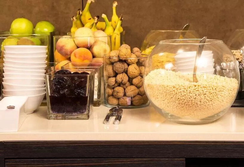 هتل Grande Albergo Roma