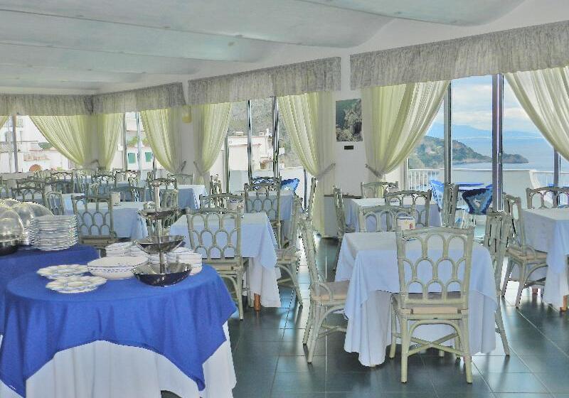 בית מלון כפרי Holiday