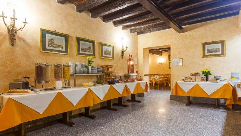 בית מלון כפרי Madison