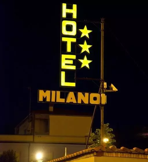 ホテル Milano