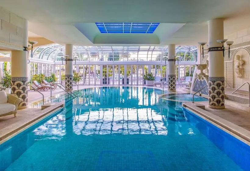 בית מלון כפרי Rome Cavalieri A Waldorf Astoria