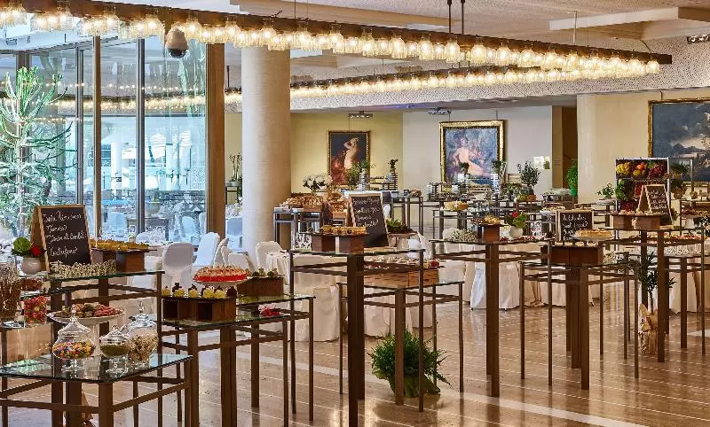 בית מלון כפרי Rome Cavalieri A Waldorf Astoria