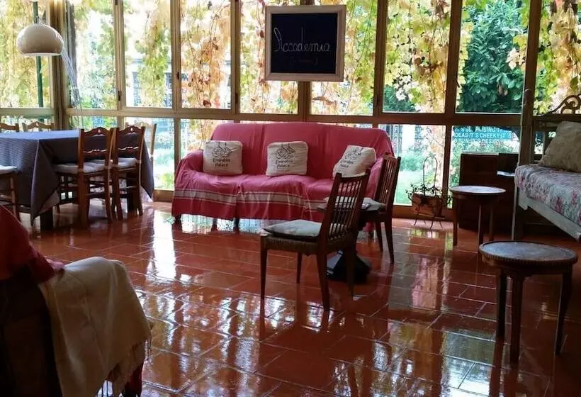 ホテル Albergo La Felicina   Mugello