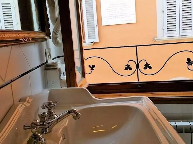 ホテル Albergo La Felicina   Mugello