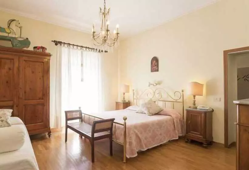 ホテル Albergo La Felicina   Mugello