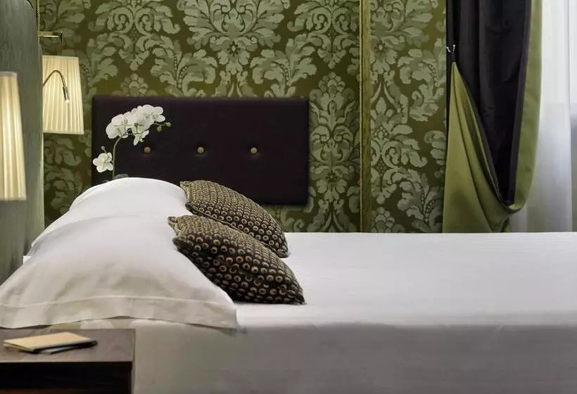 هتل Americandinesen