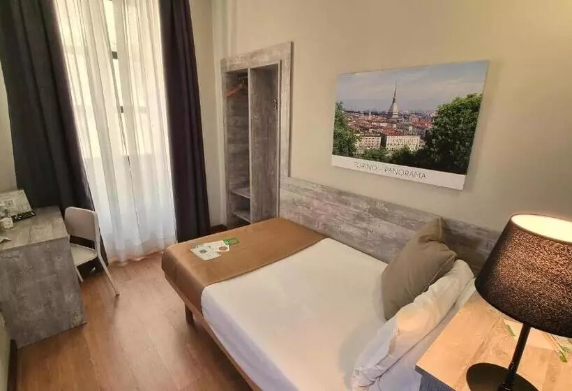 Green Class Hotel Astoria