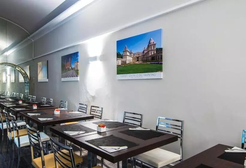 Green Class Hotel Astoria