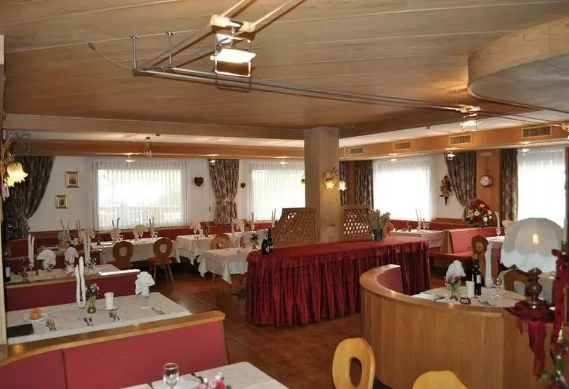 ホテル B&b La Montanara