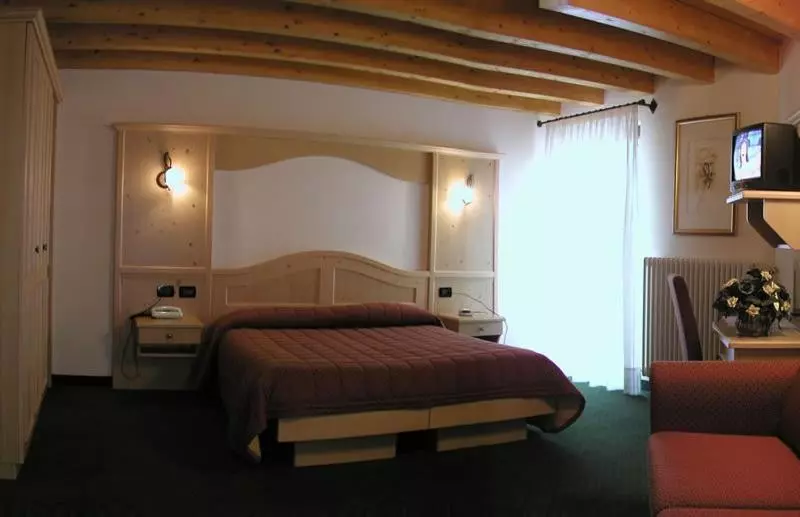 ホテル B&b La Montanara