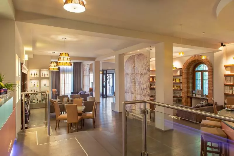 Отель Castello Di Santa Vittoria