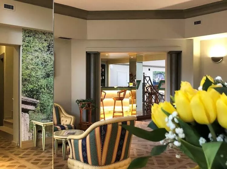 Crystal Hotel Varese