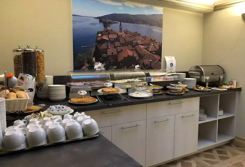 Crystal Hotel Varese