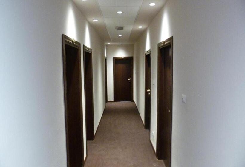 בית מלון כפרי Eden