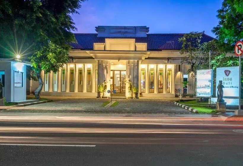 בית מלון כפרי Inna Bali Heritage