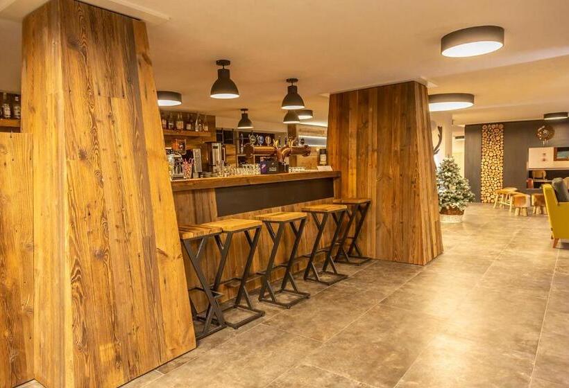 فندق Petit Palais