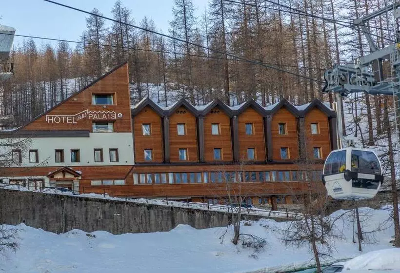 ホテル Petit Palais