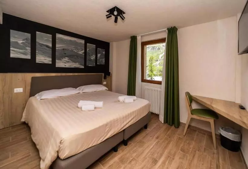 ホテル Petit Palais