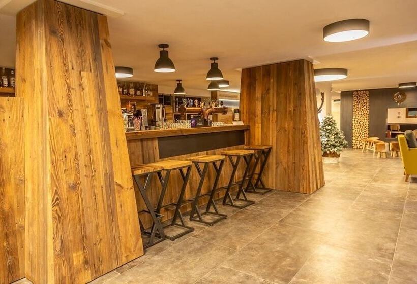 فندق Petit Palais