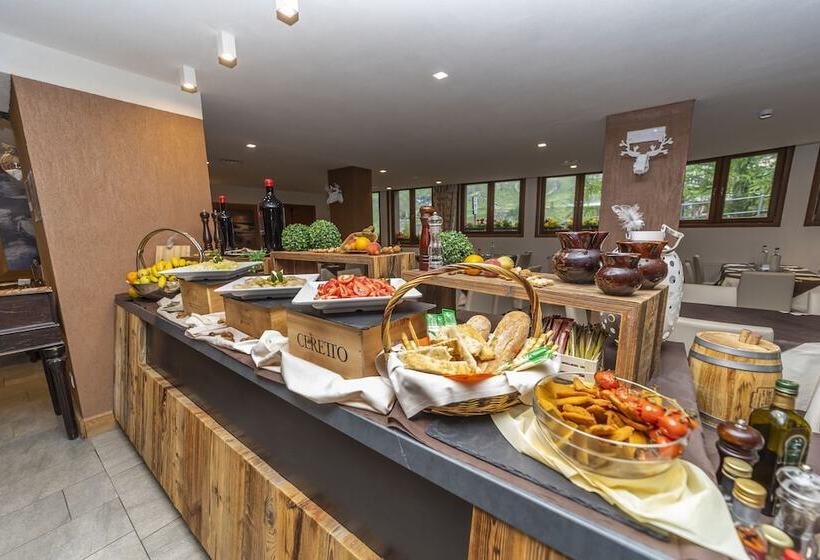 فندق Petit Palais