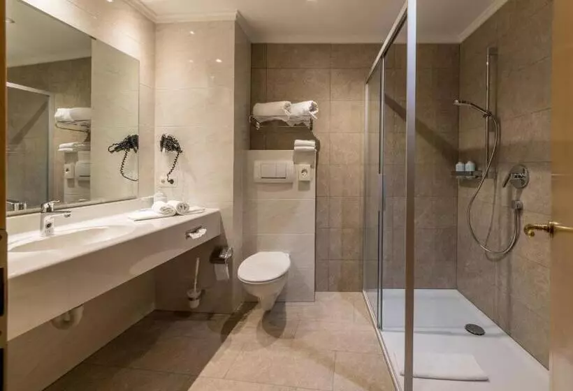 酒店 Post  Olangcard Included