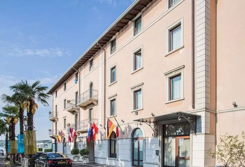 酒店 Spiaggia D Oro Charme & Boutique Garda Lake Collection