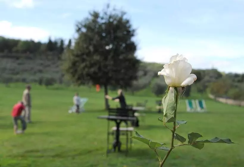 فندق Villa Campestri Olive Oil Resort