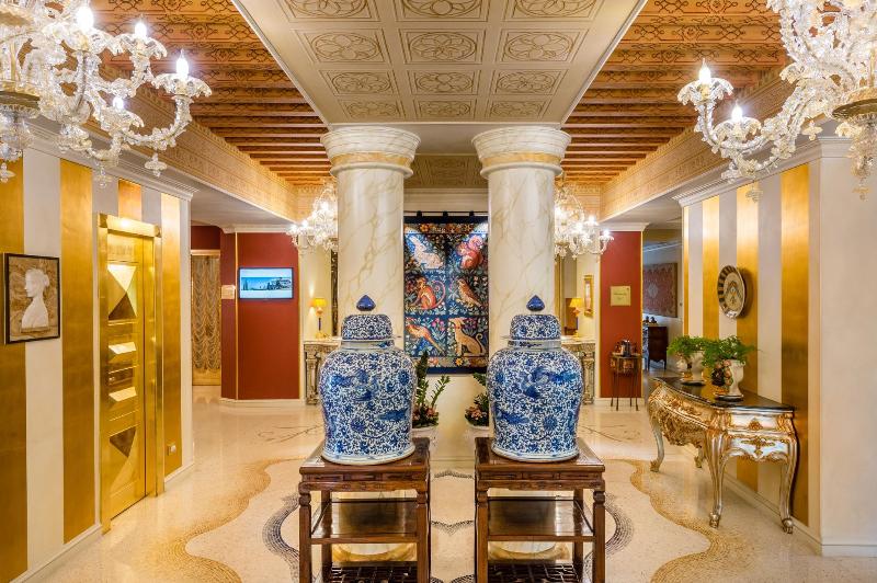 فندق Villa E Palazzo Aminta