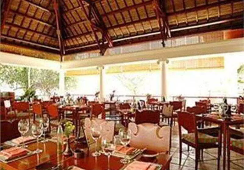 فندق على الطريق Patra Semarang Hotel & Convention