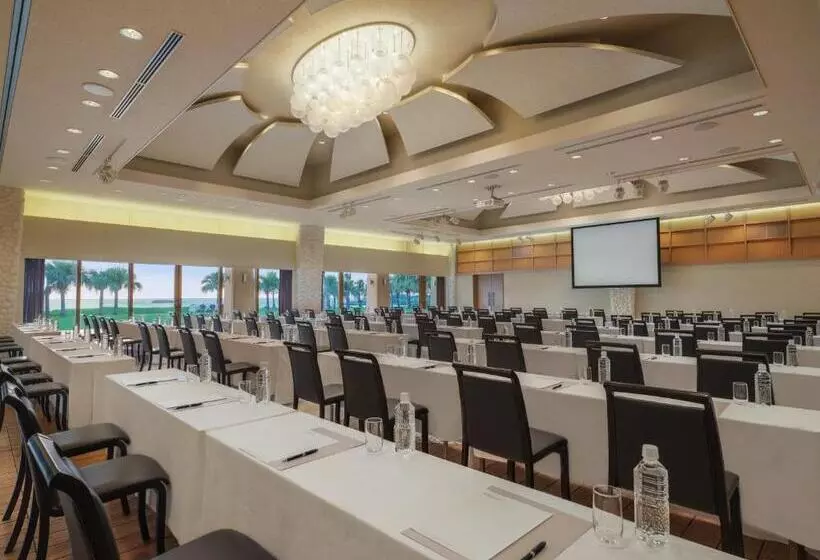 Hotel Ana Intercontinental Manza Beach Resort, An Ihg