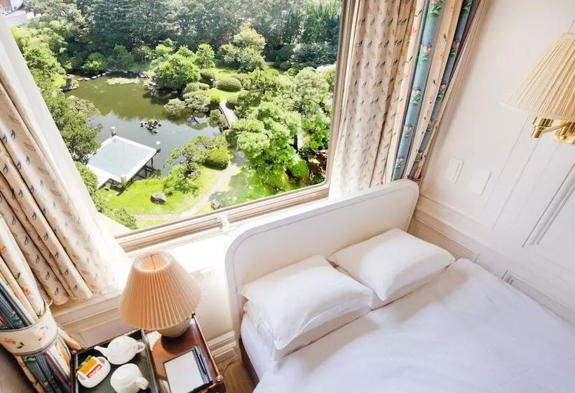 Art Hotel Kokura New Tagawa