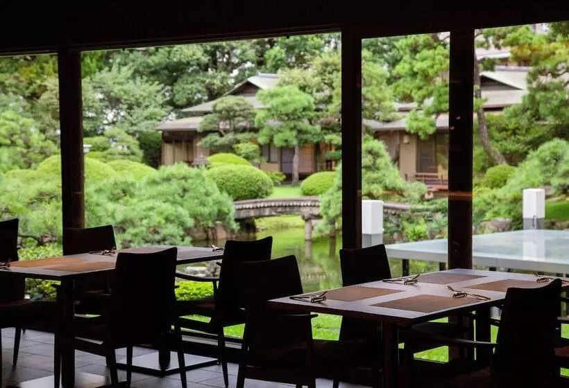 Art Hotel Kokura New Tagawa