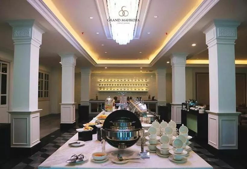Hotel Grand Mahkota