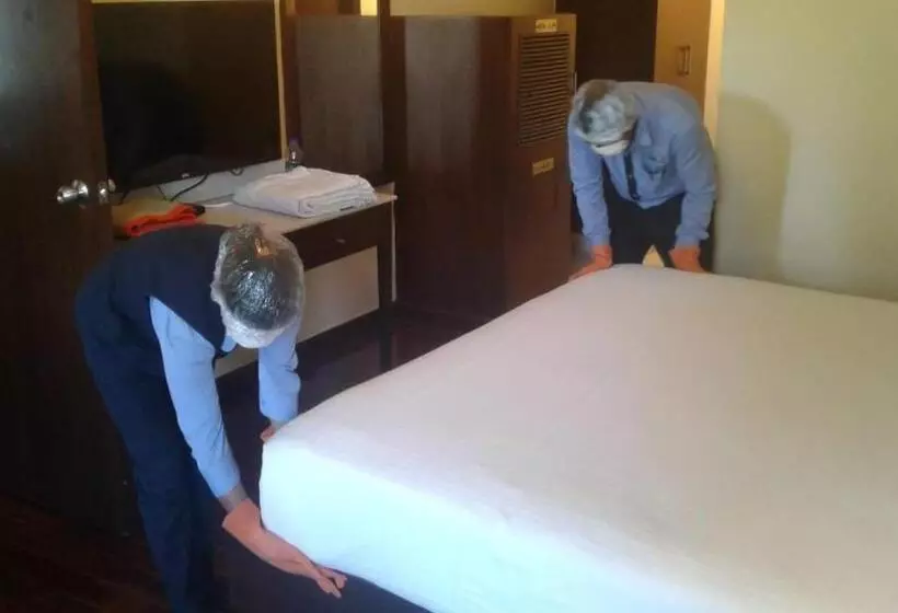 ホテル The Ashhok Hassan