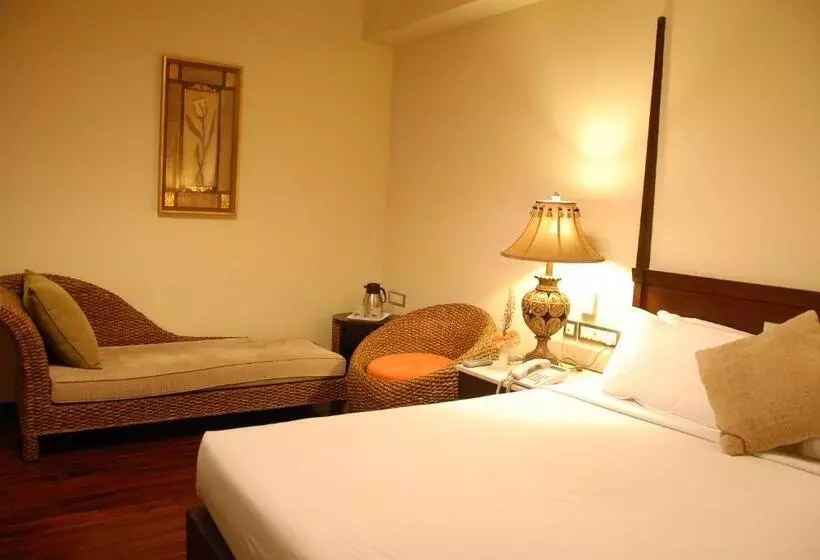 ホテル The Ashhok Hassan