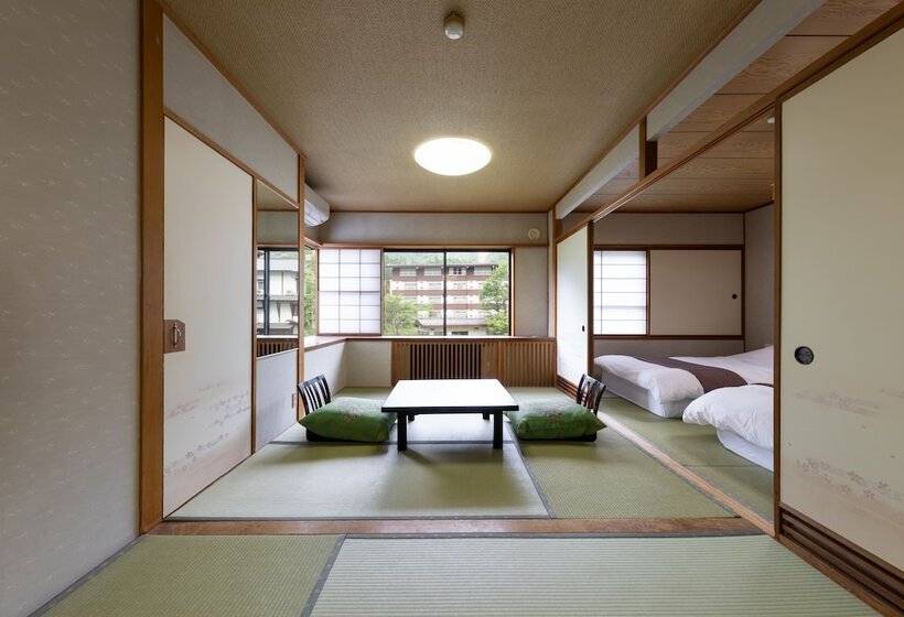 בית מלון כפרי Hirayukan