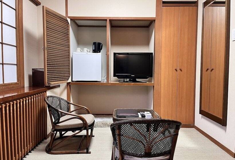 בית מלון כפרי Hirayukan