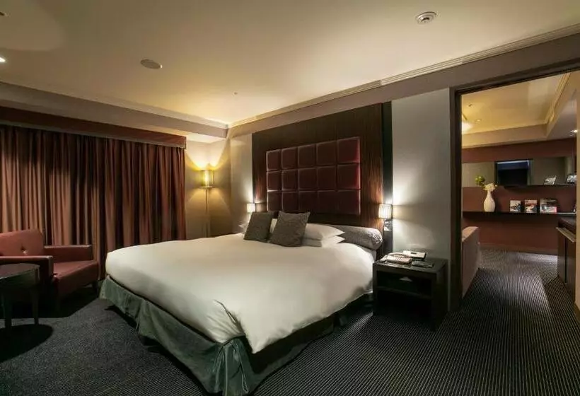 Отель Nagoya Tokyu