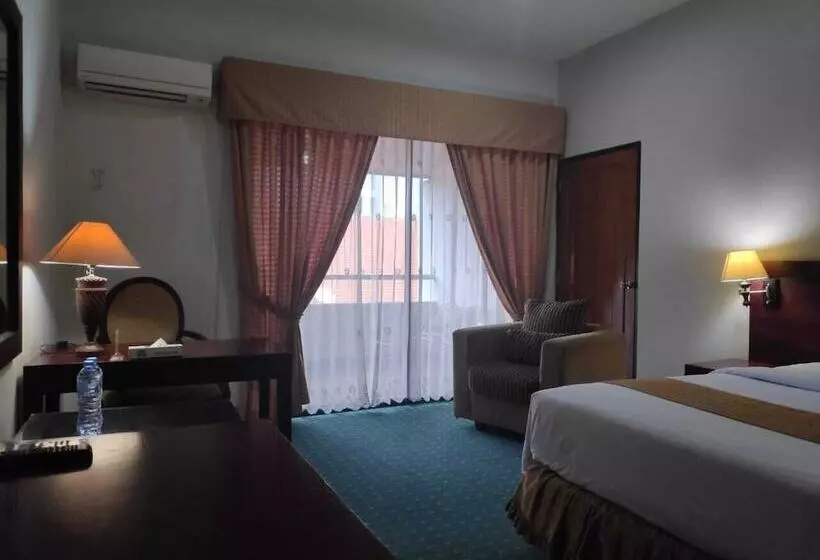 בית מלון כפרי New Grand Park