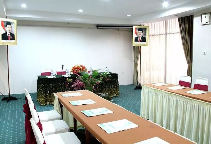 בית מלון כפרי New Grand Park