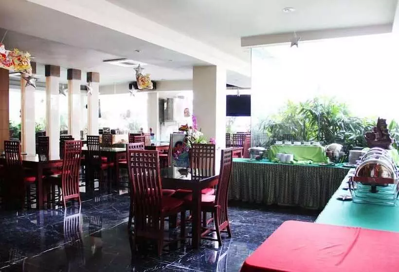 בית מלון כפרי New Grand Park