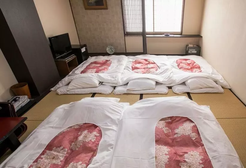 בית מלון כפרי New Tsuruta