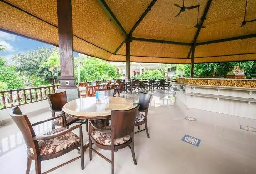 Palm Beach Hotel Bali