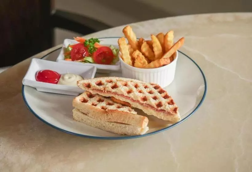 Palm Beach Hotel Bali