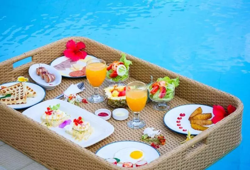 Palm Beach Hotel Bali