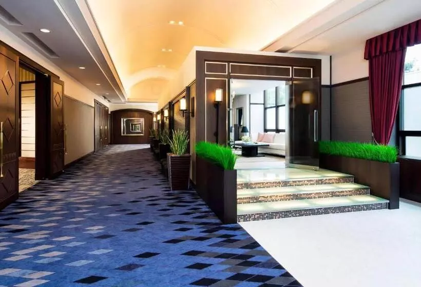 Otel Sheraton Grande Tokyo Bay